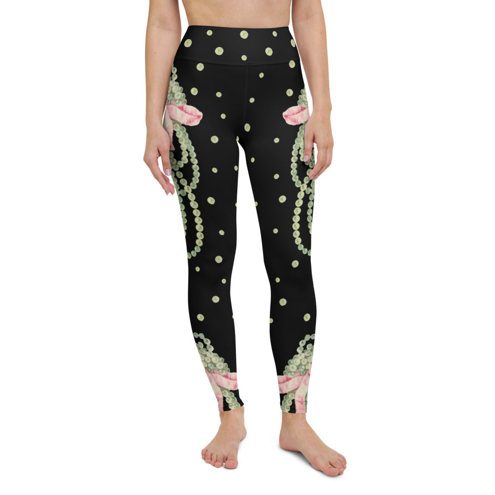 Vintage Pearl Statement Black High Waisted Yoga Leggings