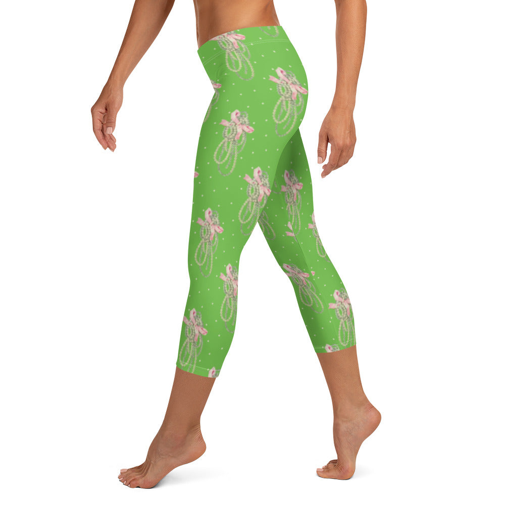 Vintage Pearl Apple Green Capri Leggings