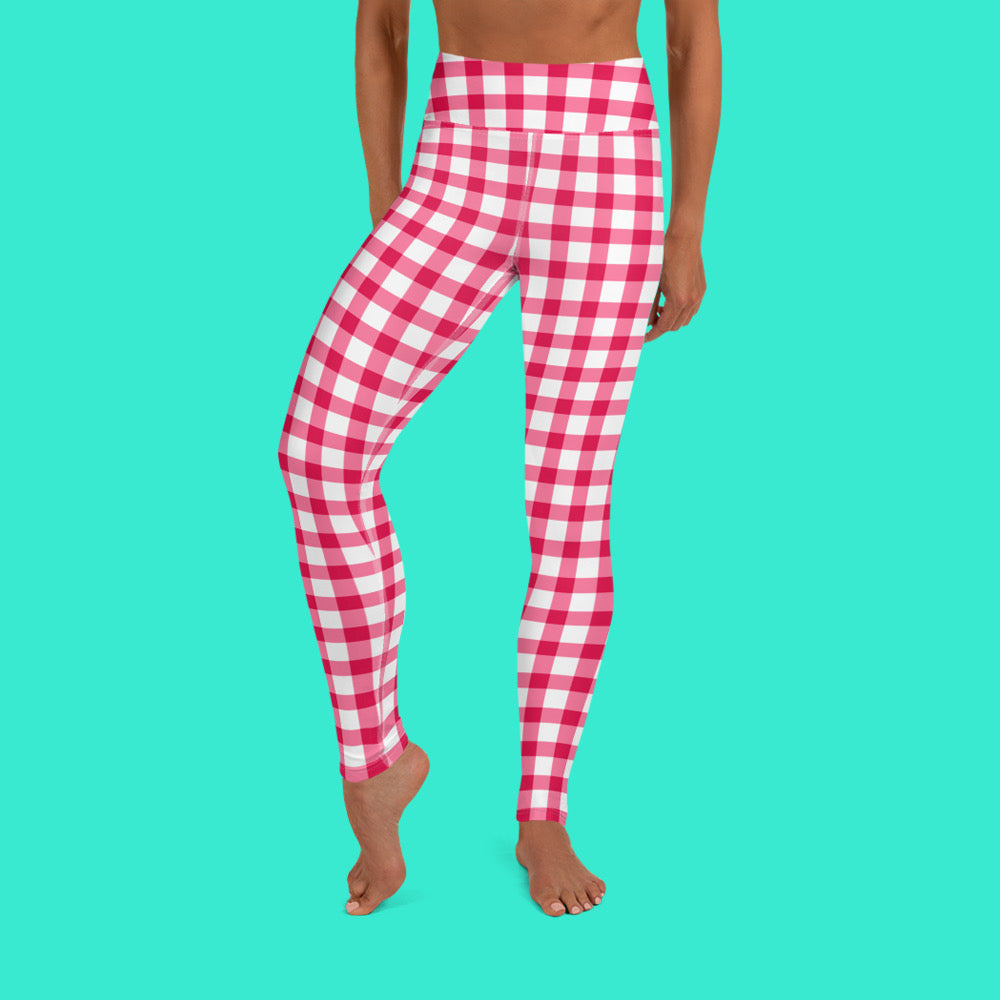 Gingham Pique-Nique High Waisted Yoga Leggings in Red and White with Aqua Hearts
